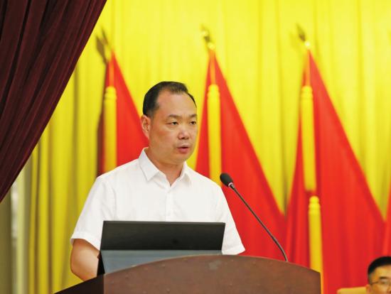 大足区文化旅游委主任陈奇林