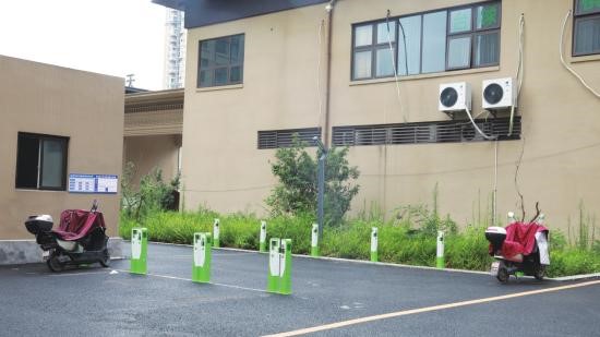 装了充电桩，居民为何“不敢用”？ 金龙苑小区盼装已久的充电桩遭“冷遇”