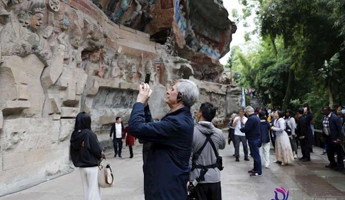 多国驻华外交官走进大足 感受重庆历史文化名城魅力